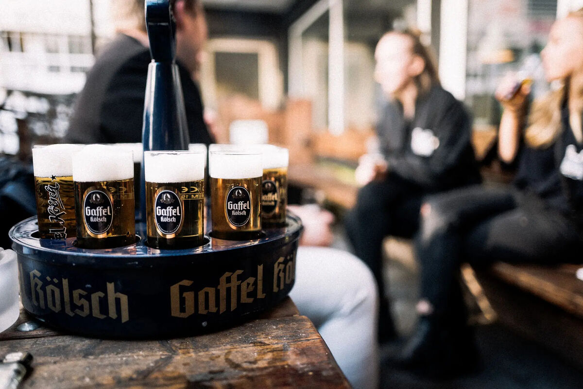 Gaffel Kolsch Kranz serving Kolsch