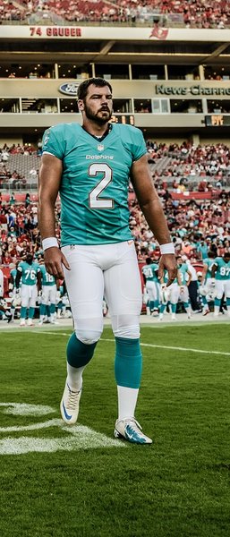 NFL Miami Dolphins Punter Brandon Fields Beer Connoisseur